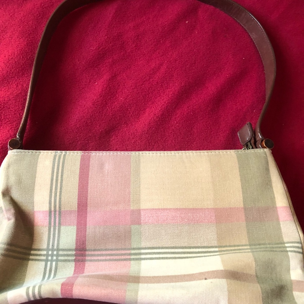 Fossil bag boutique check out inside pach